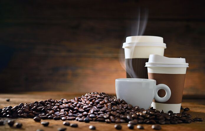 服用维生素增强效力时，咖啡作为禁用产品
